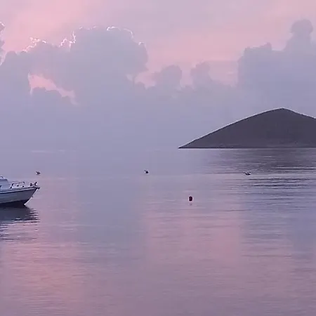 Kasti's House 1 아파트 *